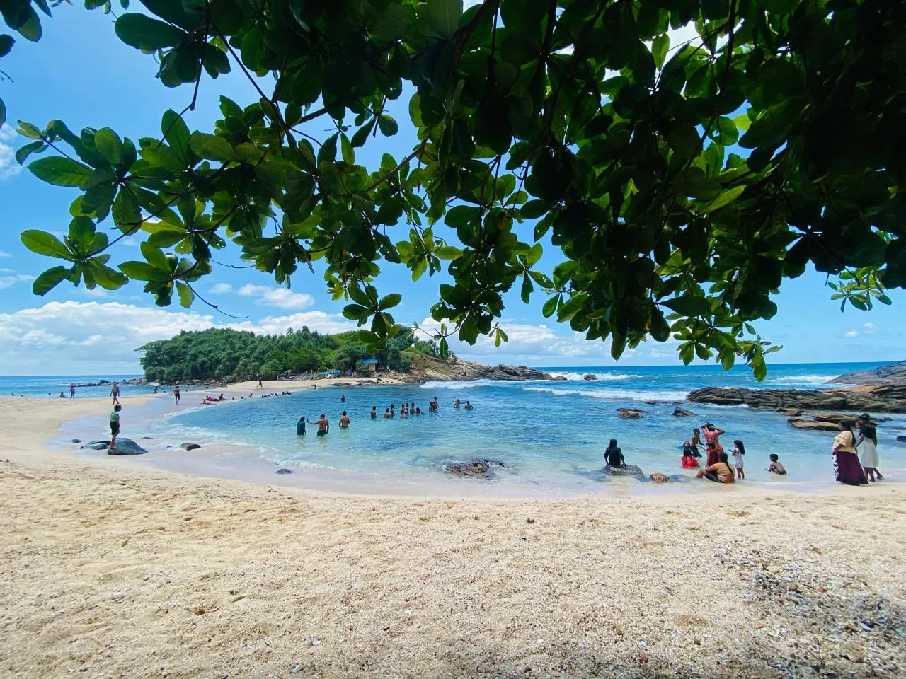 Blue Beach Dikwella with the sandbar leading to Blue Beach Island
