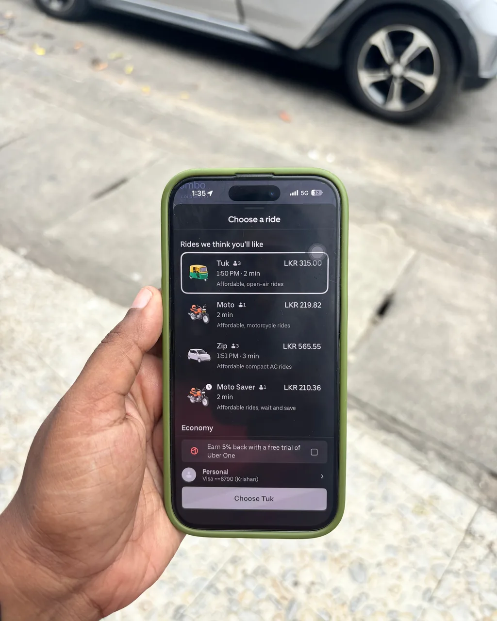 Uber ride options and prices for tuk, moto and car in Colombo