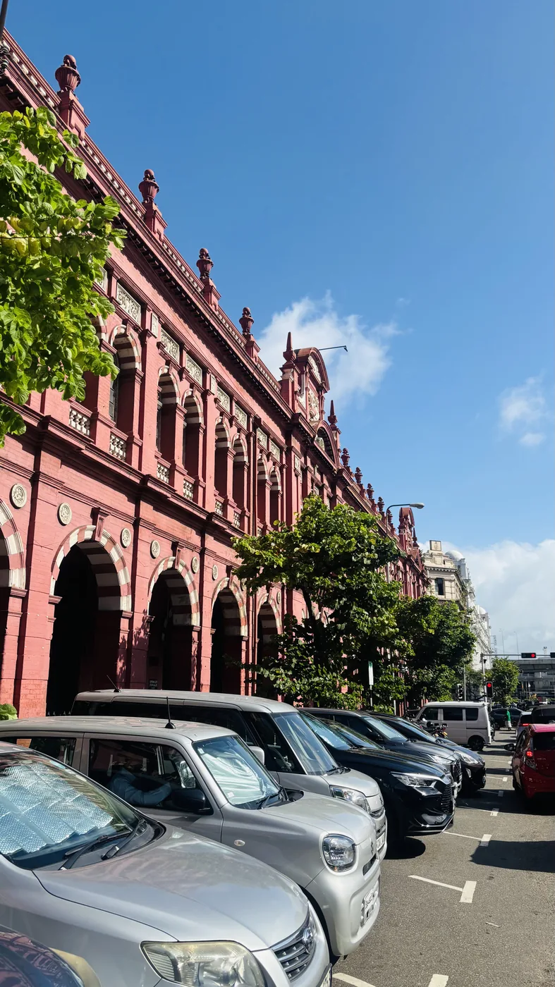 The red Cargills building in Colombo Fort, built in 1902